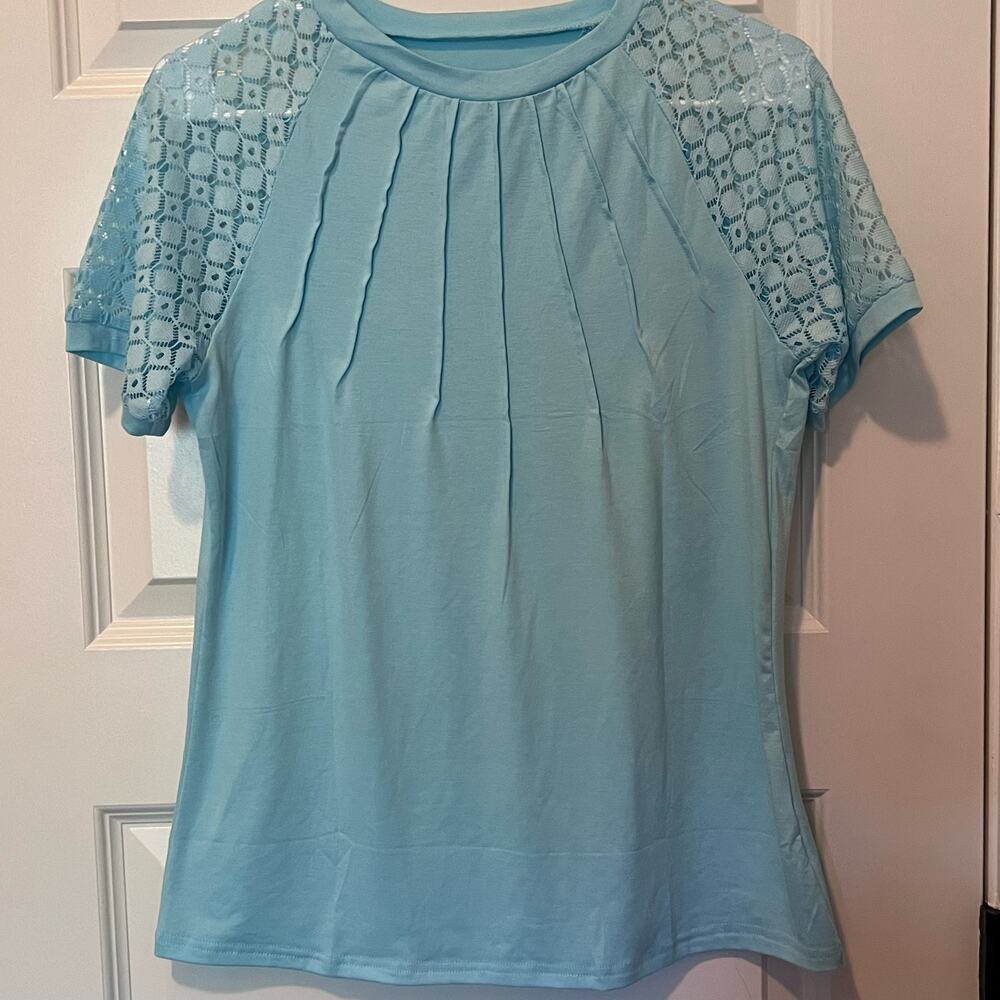 Unbranded Women's Turquoise Top, Size S, NWOT